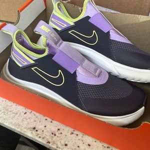 Nike Flex Run Size 5Y